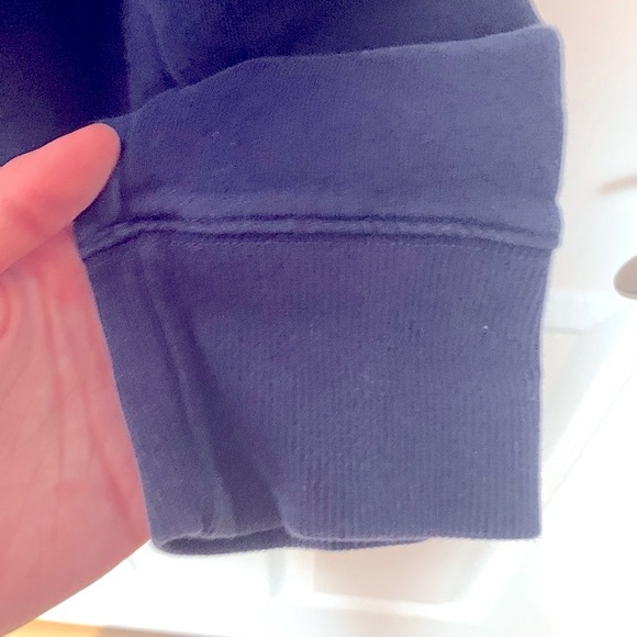 UniqloxMoMa Crew Neck sweater - Picture 6 of 9